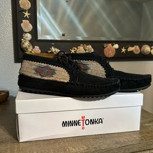 Womens Minnetonka El Paso Bootie size 9.5